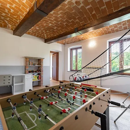 Exclusive With Swimming Pool And Tennis Area 빌라 *