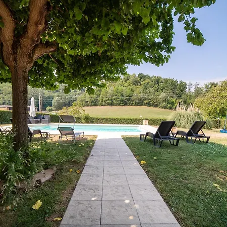 빌라 Exclusive With Swimming Pool And Tennis Area