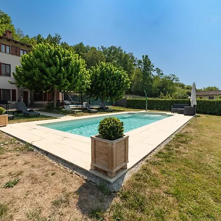 빌라 Exclusive With Swimming Pool And Tennis Area *
